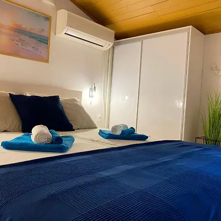 Aurelis Apartments Porec Exterior photo