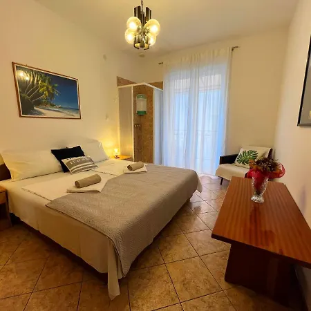 Aurelis Apartments Porec Exterior photo