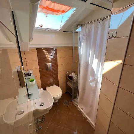 Aurelis Apartments Porec Exterior photo