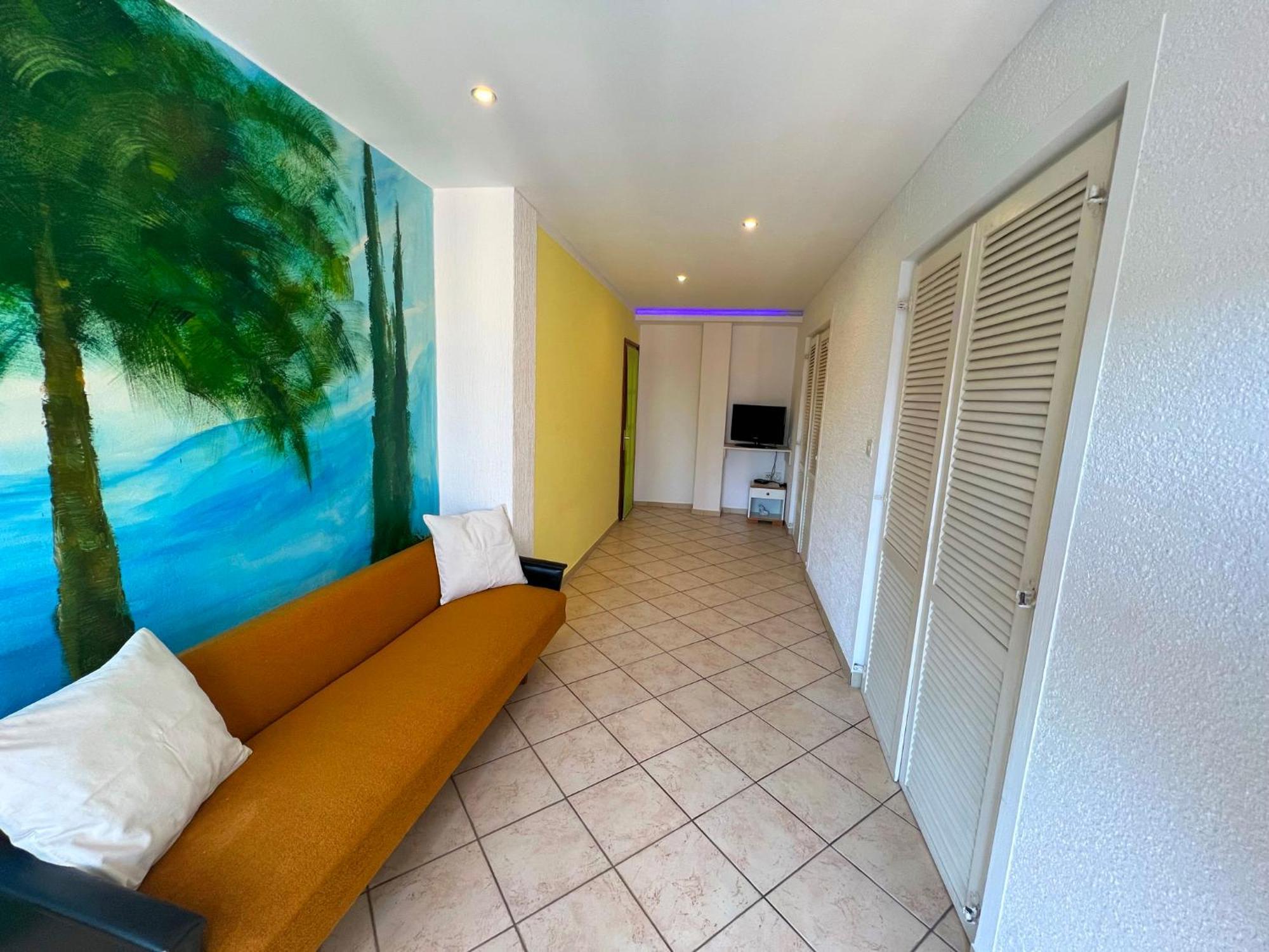 Aurelis Apartment